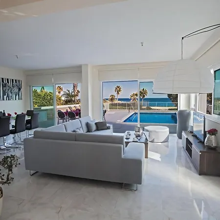 Mesogi Seafront, Stunning 4bdr Fontline Protaras