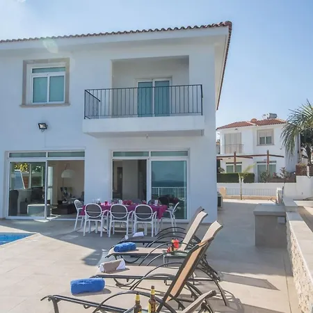 Villa Mesogi Seafront, Stunning 4bdr Fontline *
